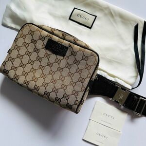 Gucci Brown Monogram Belt Bag Authentic -Like New